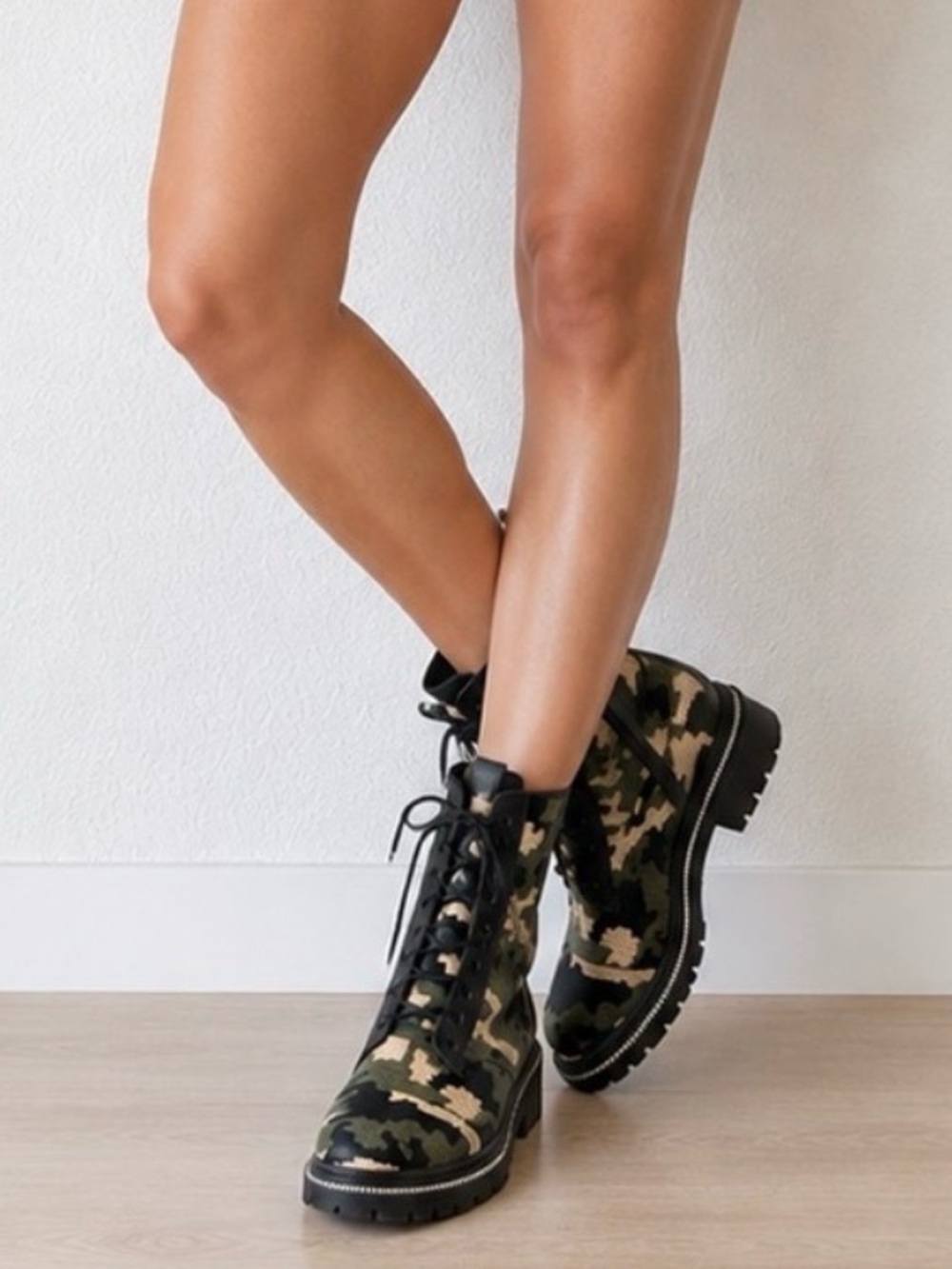 Comfort By Alexis Bendel Camo
Combat Boots Green Black Grunge